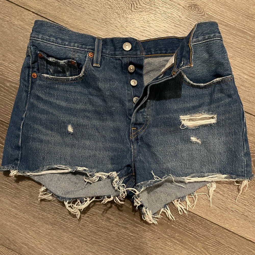 Levi 501  shorts